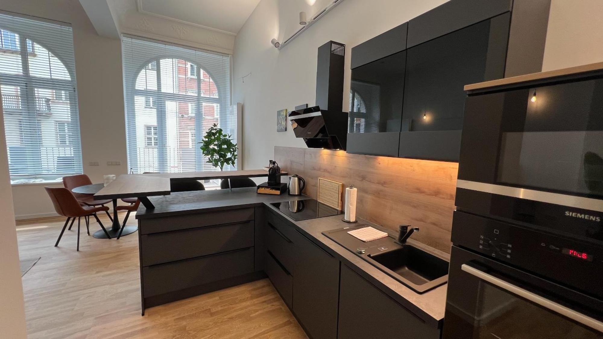 Neu! City-Loft-Apartment Im Goethe Palais I 5P I Lift I Parkplatz I Zentrum I Helios Aue  Dış mekan fotoğraf